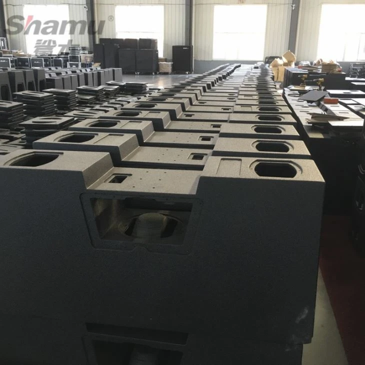 Spraying Polyurea For Loudspeaker Box